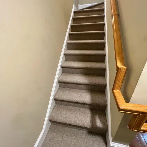 Triangle Flooring - Stairway carpet flooring install